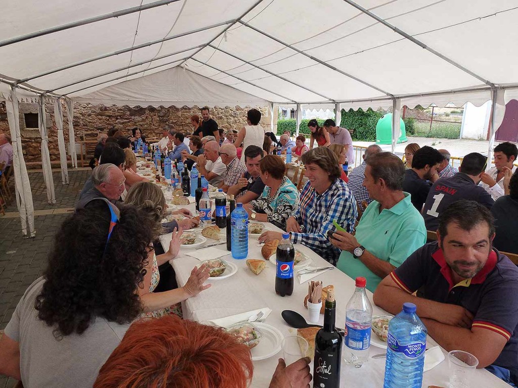 fiestas-de-Las-Casas-de-Soria-2015--alcalde-Carlos-Martinez