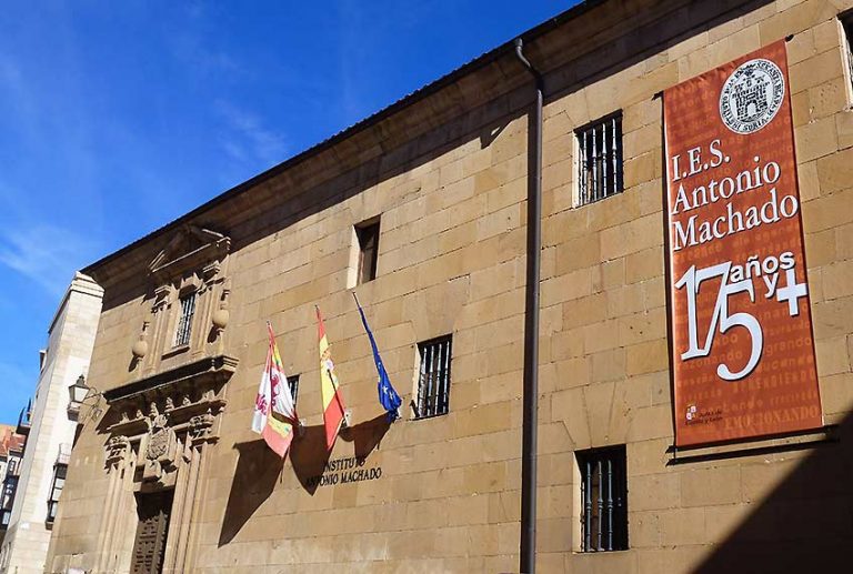 El IES Antonio Machado abrió sus puertas hace 175 años elige soria es