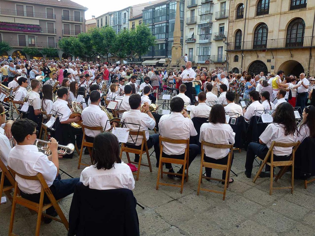 Banda-Municipal-de-Soria-en-Sanjuaneras-de-La-Saca-2015