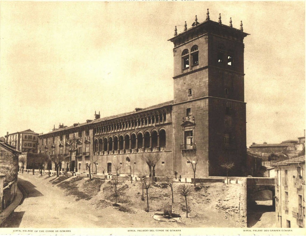 fachada del Palacio Condes de Gomara