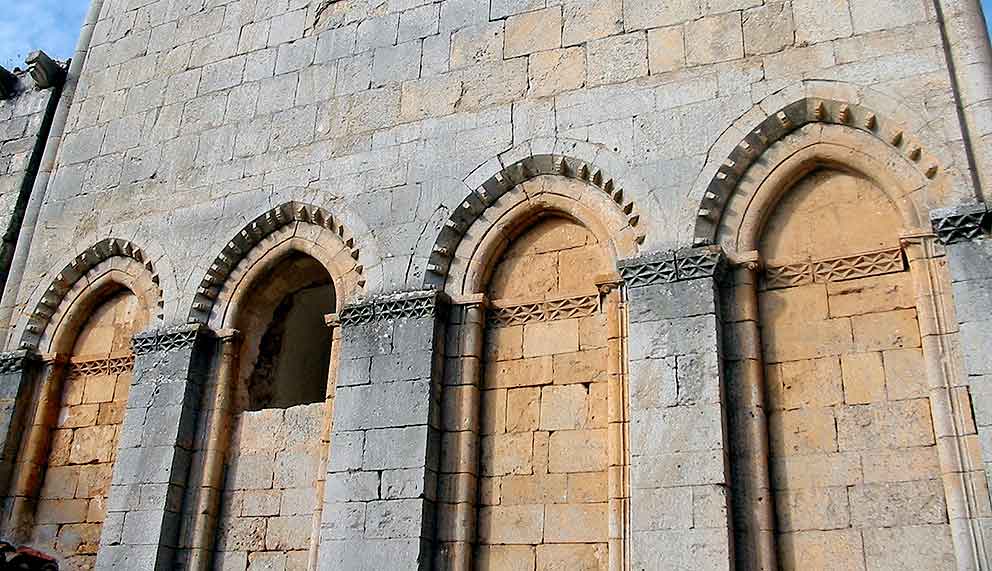 Arcadas en San Pedro de Arlanza